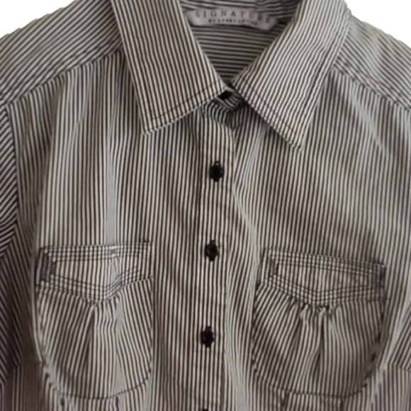 Back/white Striped Shirt. Small - Picture 1 of 5